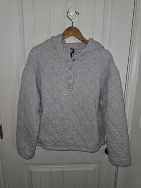 Lands’ End Women’s XL Quilted Pullover Hoodie Gray Snap Neck Pockets
